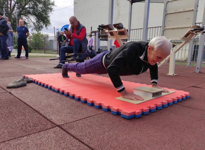 Анатолий Федосеев к своему 85-летию выполнил нормативы на золотой знак ГТО«Готов к труду и обороне»..