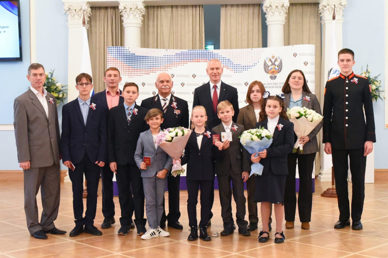 Знаки отличия ГТО. Знаки отличия ГТО.